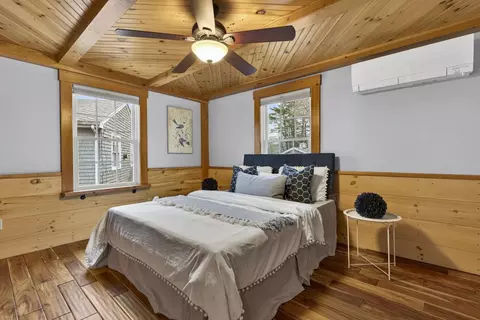Bedroom - 405 N River Rd, Epping, NH 03042 photo 4 of 6