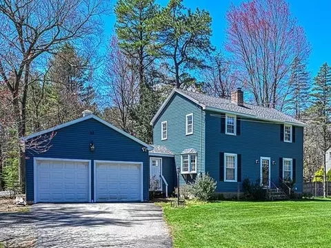 32 Hickory Dr, Amherst, NH 03031