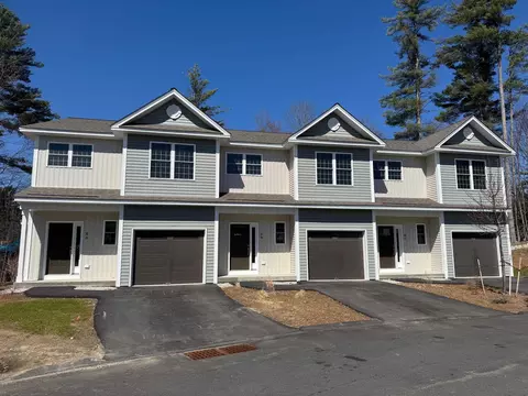 8 Dearborn Cir # A, Goffstown, NH 03045