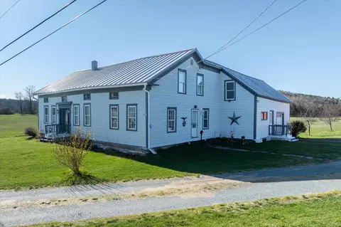 2091 N Lake Rd, Benson, VT 05743