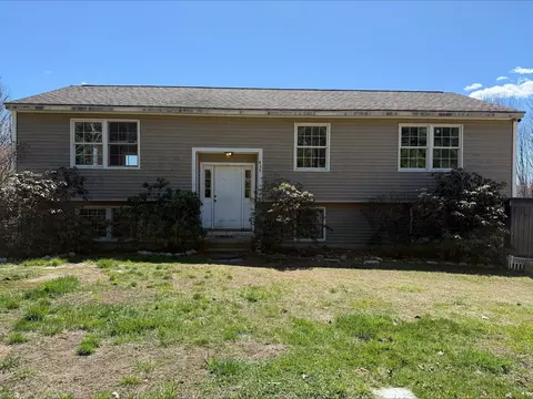 435 Pick Pocket Rd, Wakefield, NH 03830