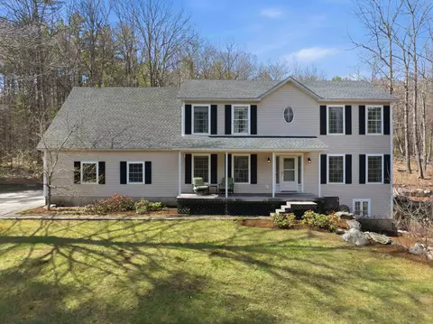 249 Perch Pond Rd, Holderness, NH 03245