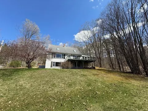 33 Kolbe Ln, Enfield, NH 03748