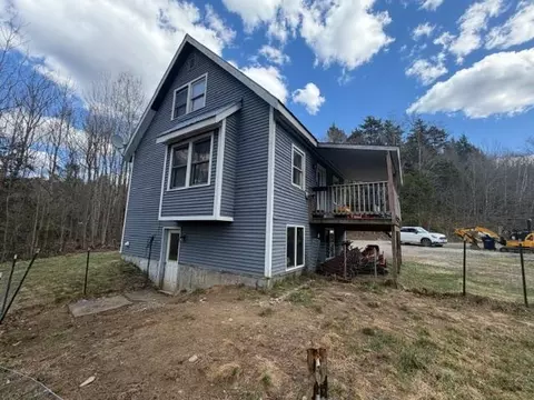 120 Rocky Ledge Rd, Eden, VT 05653