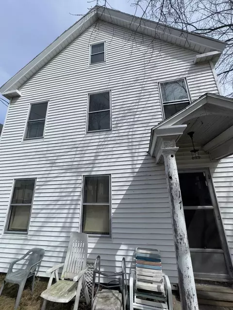 17 Perham St, Nashua, NH 03064
