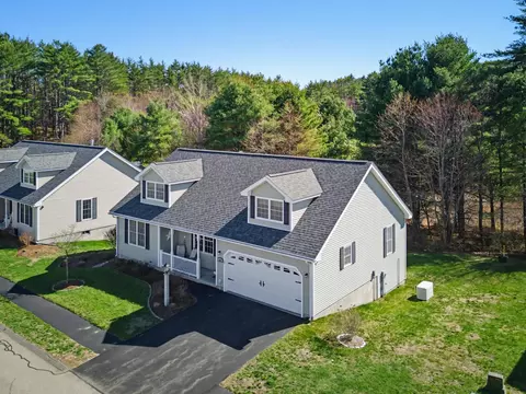 42 Iris Ln #51, Loudon, NH 03307
