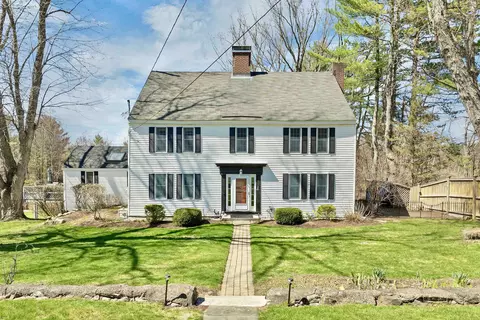 247 Meredith Center Rd, Meredith, NH 03253