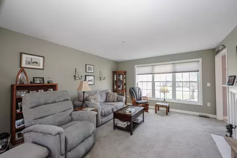 Living - 23 Abbey Rd, Brentwood, NH 03833 photo 1 of 3