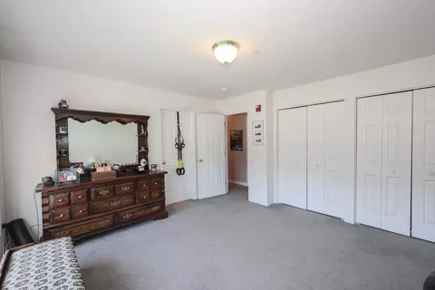 Bedroom - 23 Abbey Rd, Brentwood, NH 03833 photo 3 of 6
