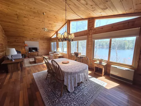 12 Beard Ln, Grafton, NH 03240