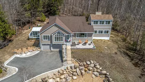 91 Wild View Dr, Bartlett, NH 03812