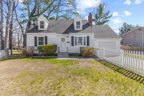 15 Abnaki Ave, Essex Junction, VT 05452