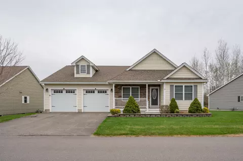 14 Weymouth Ct, Hudson, NH 03051