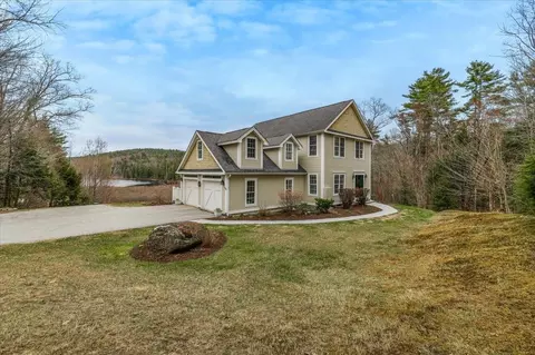66 Colleague Pond Rd, Henniker, NH 03242