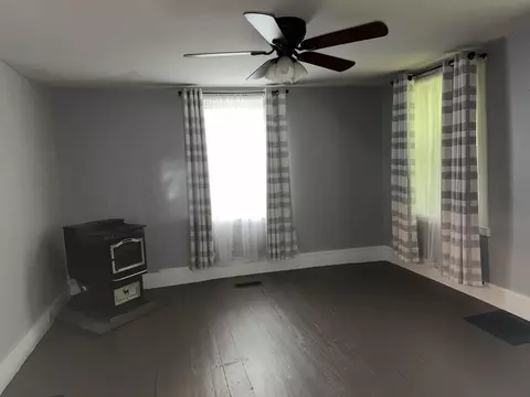 Living - 992 Route 120, Plainfield, NH 03781 photo 3 of 4