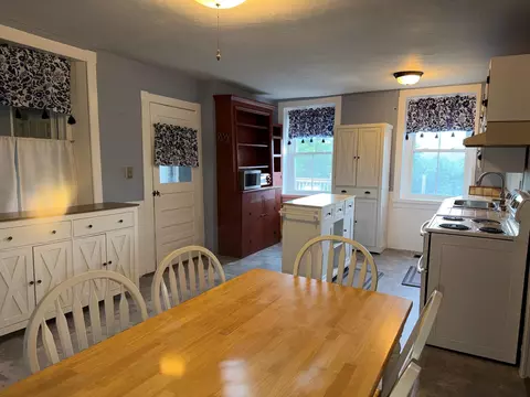 Kitchen - 992 Route 120, Plainfield, NH 03781 photo 2 of 6