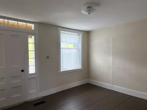 Living - 992 Route 120, Plainfield, NH 03781 photo 1 of 4