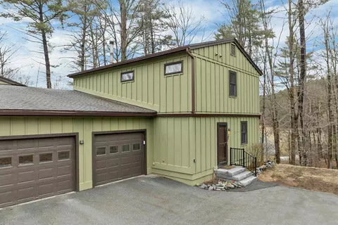 23 Pleasant St #47, Lebanon, NH 03784