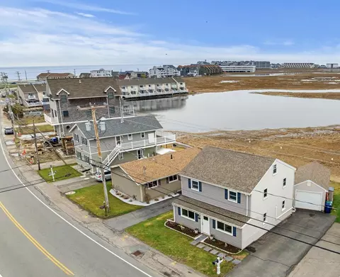 543 Winnacunnet Rd, Hampton, NH 03842