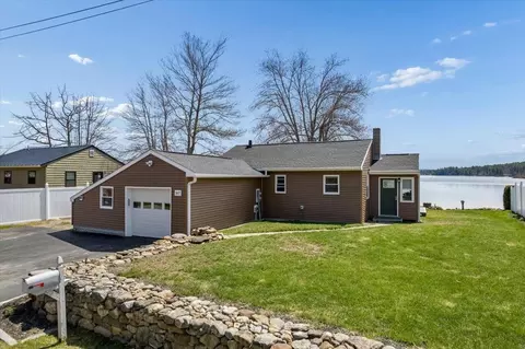 167 Lake Shore Dr, Franklin, NH 03235