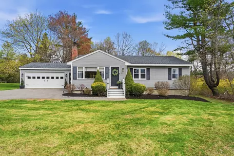 9 Scottsdale Rd, Atkinson, NH 03811