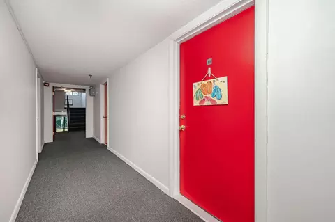 Entry Way - 467 High St #11, Hampton, NH 03842 photo 1 of 2