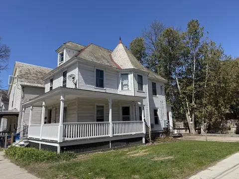 384 North St, Burlington, VT 05401