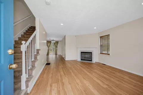 64 Cadogan Way, Nashua, NH 03062