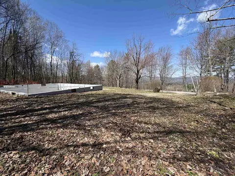 327 South Rd, Bethlehem, NH 03574 photo 25