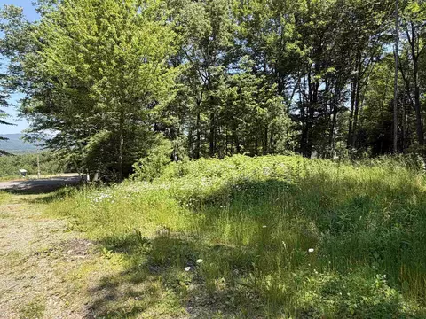 327 South Rd, Bethlehem, NH 03574 photo 10