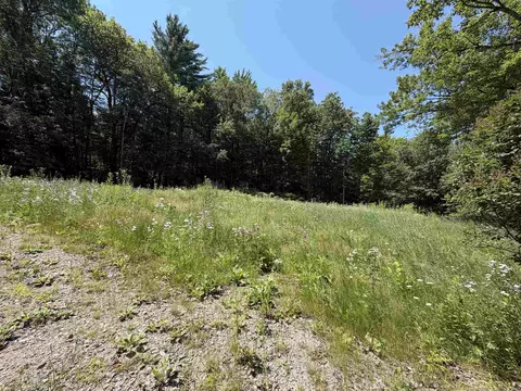 327 South Rd, Bethlehem, NH 03574 photo 8