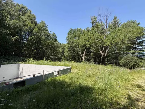 327 South Rd, Bethlehem, NH 03574 photo 7