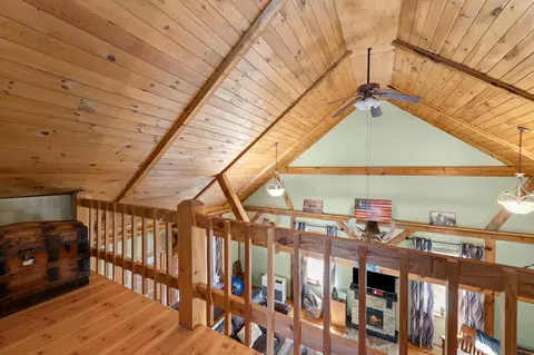 Entry Way - 89 Morrison Rd, Alexandria, NH 03222 photo 2 of 2