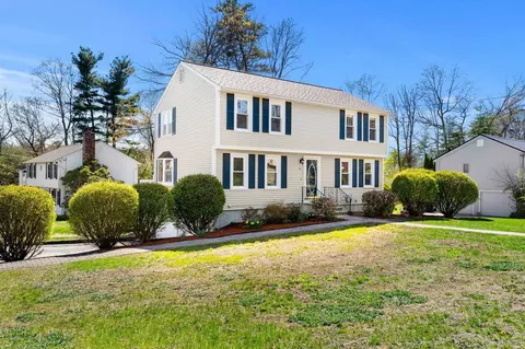 51 Macdonald Dr, Nashua, NH 03062