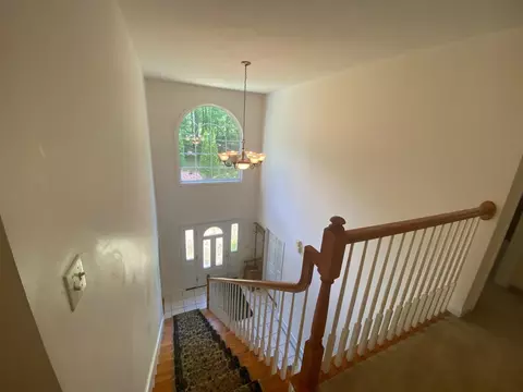 Entry Way - 250 Grapevine Rd, Dunbarton, NH 03046 photo 7 of 8