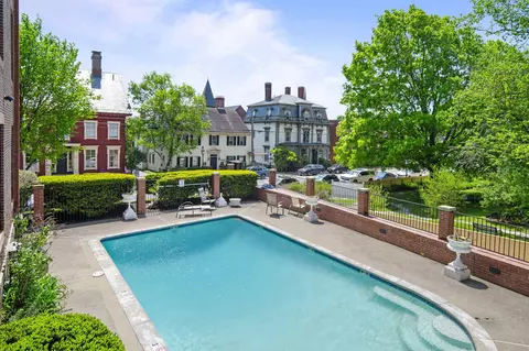 401 State St #M-301, Portsmouth, NH 03801