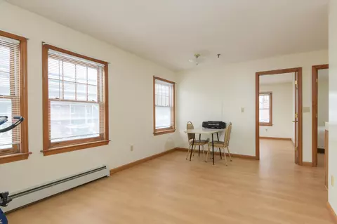 Living - 156 Main St, Ludlow, VT 05149 photo 4 of 5