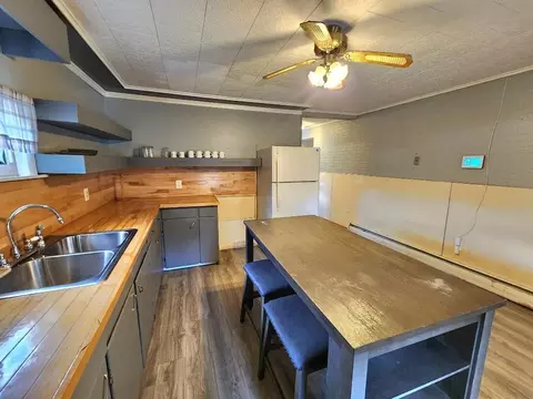 Kitchen - 255 Wight St, Berlin, NH 03570 photo 4 of 4