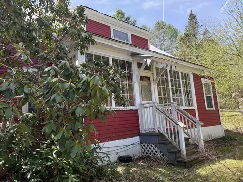 105 Craigue Hl, Springfield, VT 05156