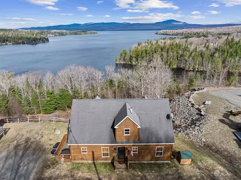 126 Maple Mountain Rd, Pittsburg, NH 03592