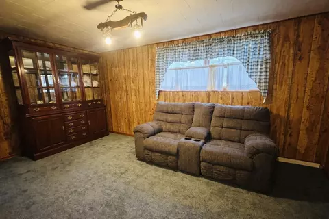 Living - 147 S Lunenburg Rd, Lunenburg, VT 05906 photo 4 of 4