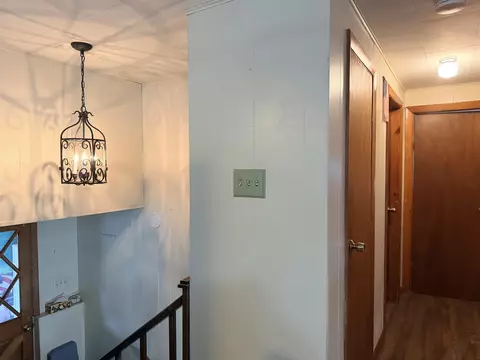 Entry Way - 147 S Lunenburg Rd, Lunenburg, VT 05906 photo 1 of 2