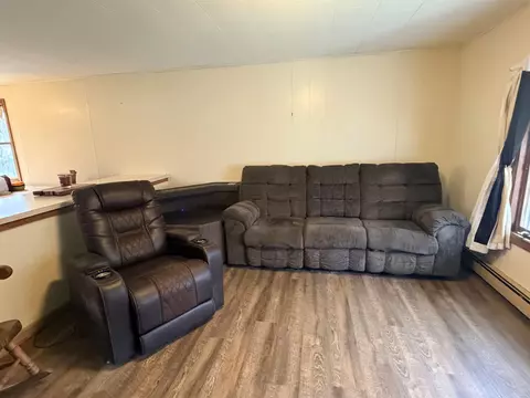 Living - 147 S Lunenburg Rd, Lunenburg, VT 05906 photo 3 of 4