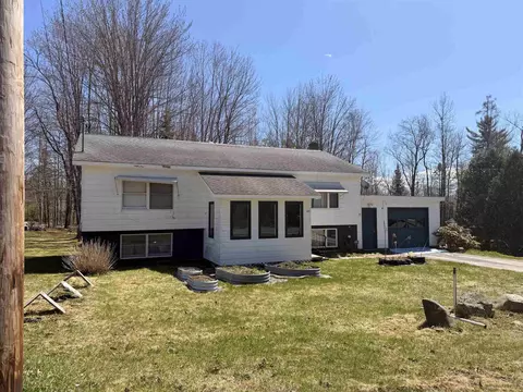 147 S Lunenburg Rd, Lunenburg, VT 05906