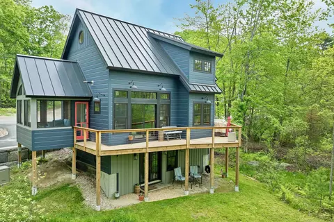 84 86 Governor Wentworth Hwy, Tuftonboro, NH 03853