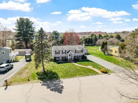 30 Davis Rd, Portsmouth, NH 03801
