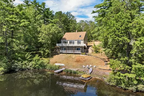 322 Concord Ln, Wakefield, NH 03830