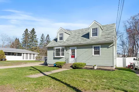 78 Norcross St, Manchester, NH 03109