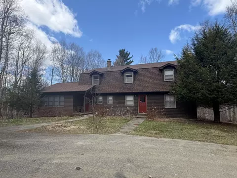 78 Hillside Dr, Derby, VT 05829