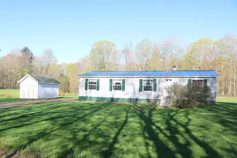 126 Smith St, Bakersfield, VT 05441